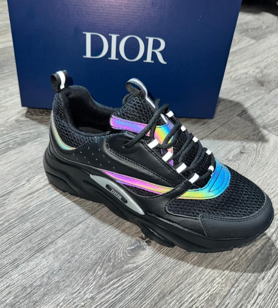 B22 "BLACK REFLECTIVE"