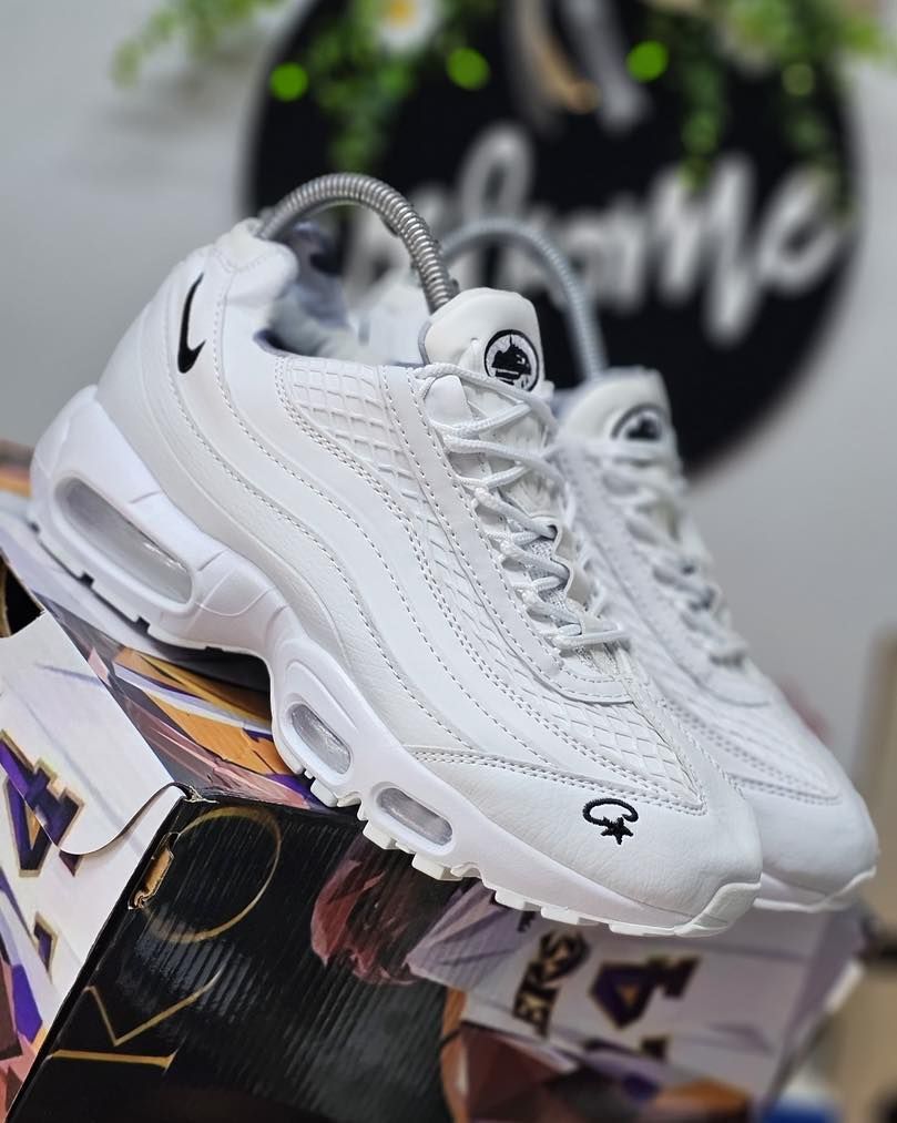 AM 95 x "CORTEIZ White"
